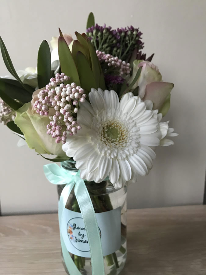 Simone Gift Gift Flowers - Flowers By Simone